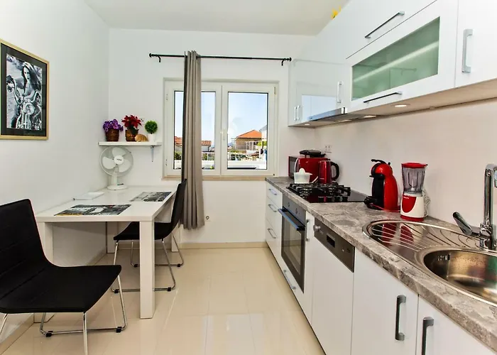 شقة Dorijan In Beautiful House