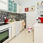 Dorijan In Beautiful House * 赫瓦尔