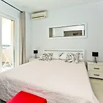 Dorijan In Beautiful House * 赫瓦尔