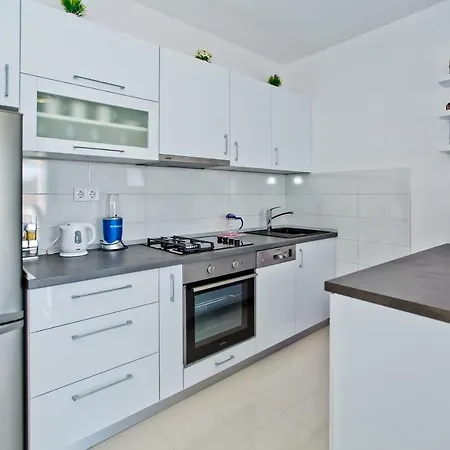 Apartament Dorijan