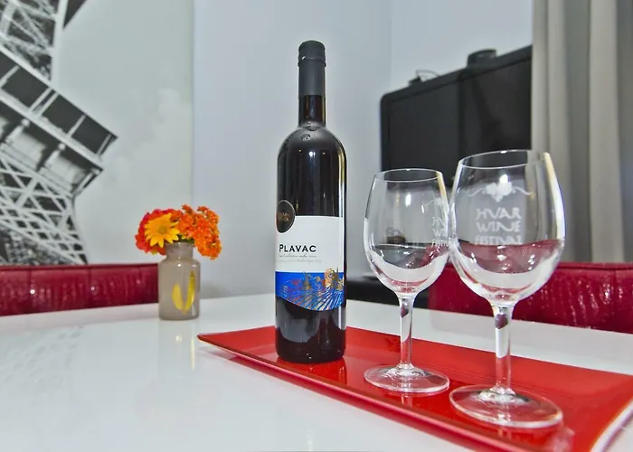 Dorijan In Beautiful House